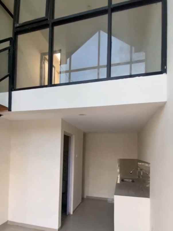 dijual rumah bumi wonorejo