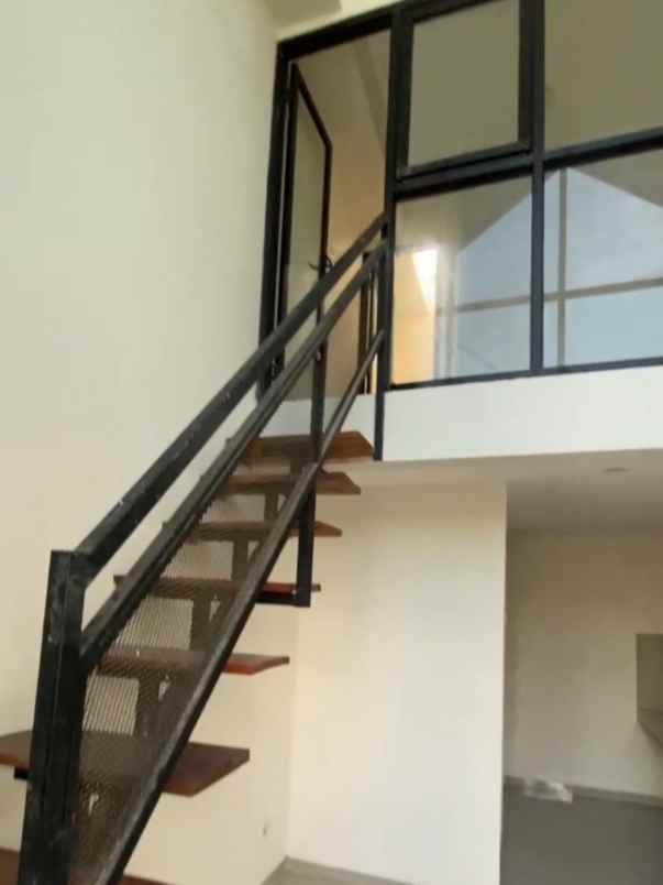 dijual rumah bumi wonorejo