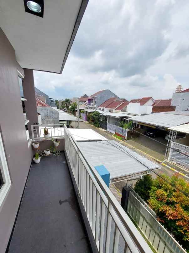 dijual rumah cantik minimalis lokasi sulfat malang