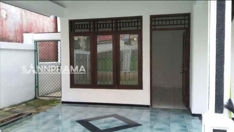 dijual rumah ceger cipayung jakarta timur