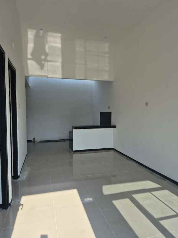 dijual rumah cemorokandang kota malang
