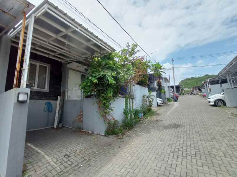 dijual rumah cibeber