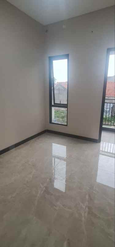 dijual rumah cibubur