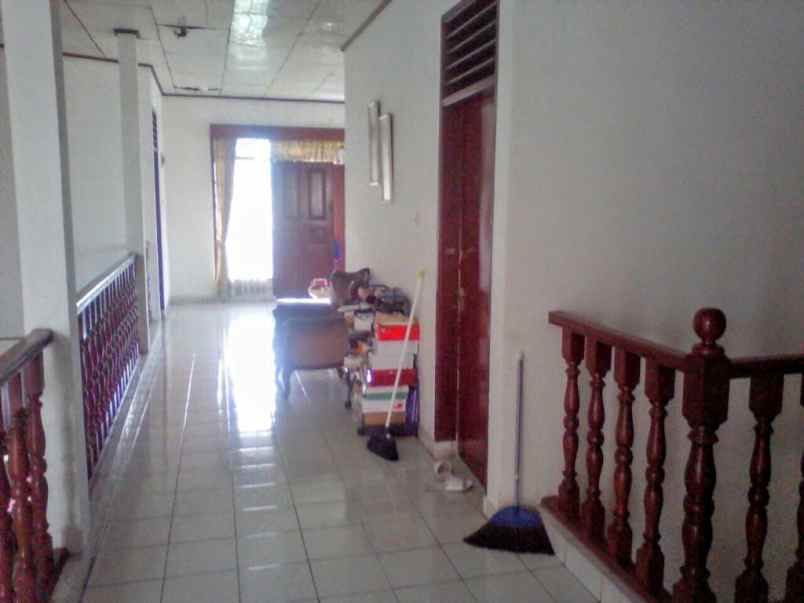 dijual rumah cigadung raya timur
