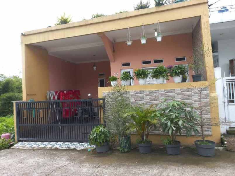 dijual rumah ciherang kec dramaga