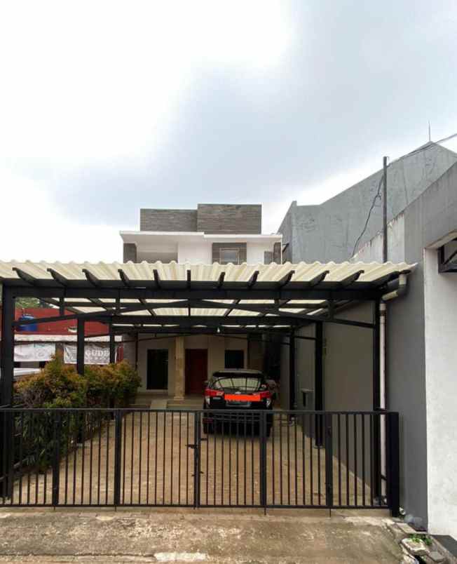 dijual rumah cilandak timur kec pasar