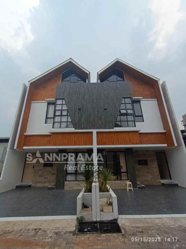 dijual rumah cilangkap