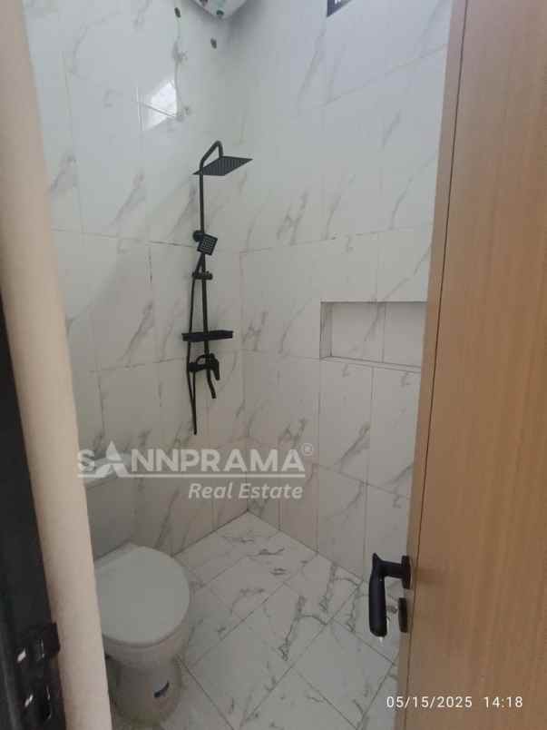 dijual rumah cilangkap