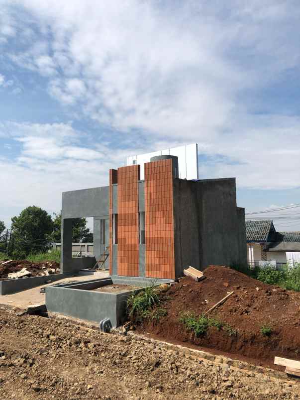 dijual rumah cileunyi