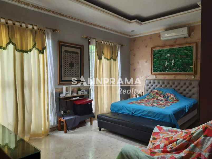 dijual rumah cinere cinere depok