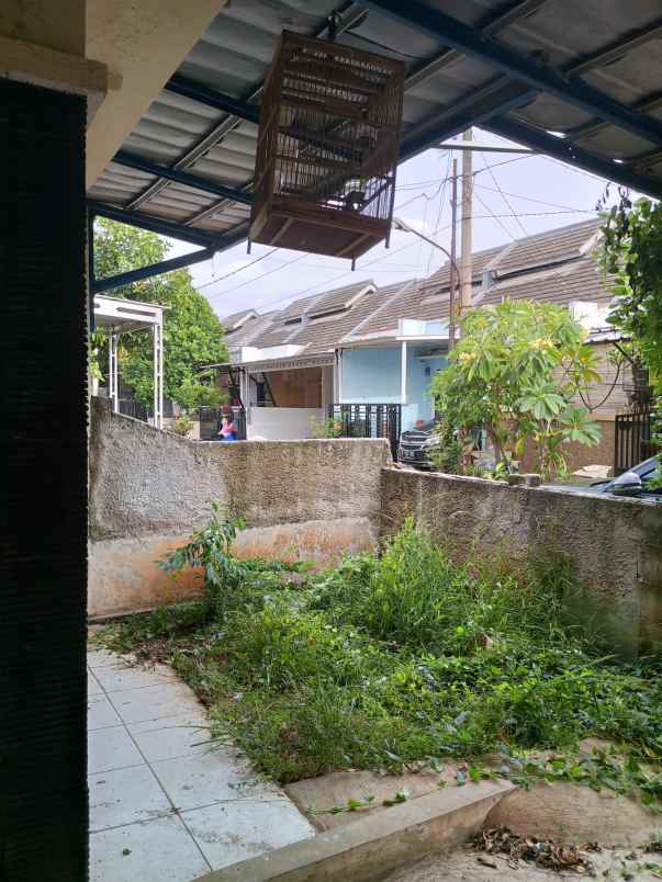 dijual rumah cinere depok