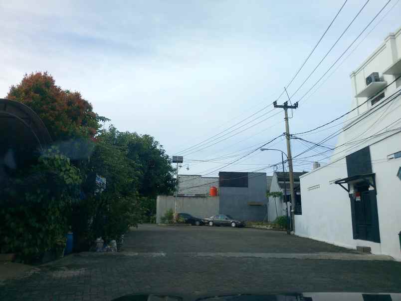 dijual rumah cinere depok