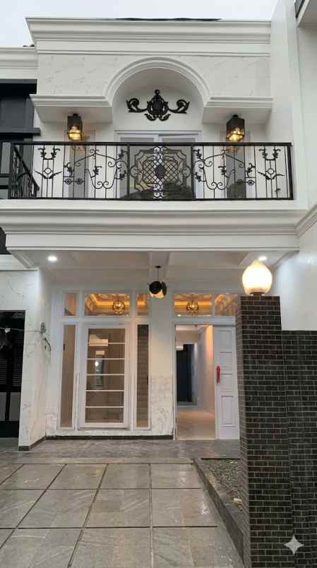 dijual rumah cinere estate blok a