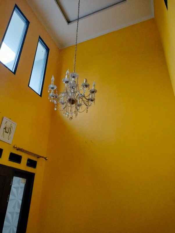 dijual rumah cipedak jagakarsa