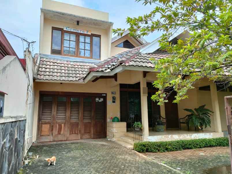 dijual rumah cipete selatan kec