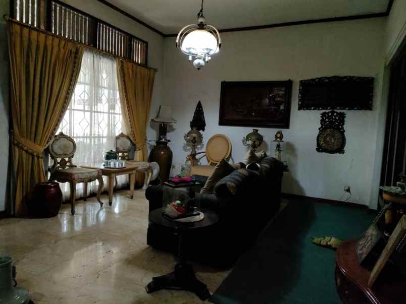 dijual rumah cipete selatan kec