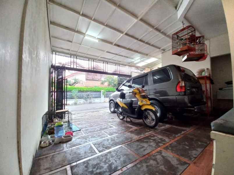 dijual rumah ciputat komplek patal senayan