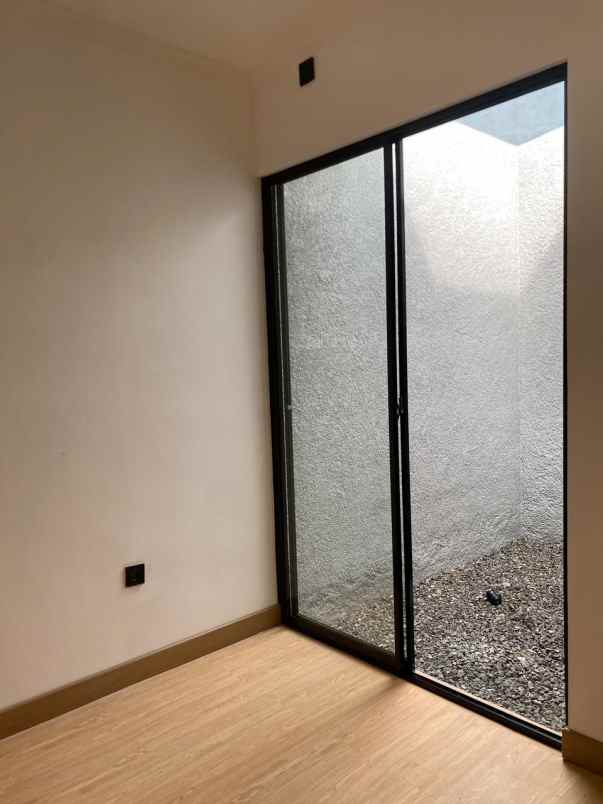 dijual rumah cisaranten kulon
