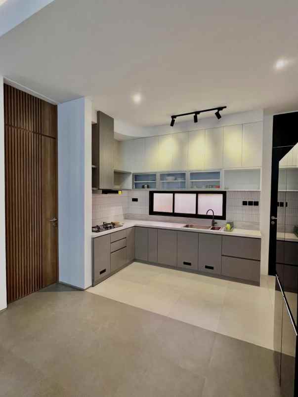 dijual rumah citragran cibubur cbd