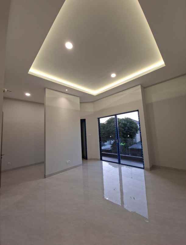 dijual rumah citraland alam hijau
