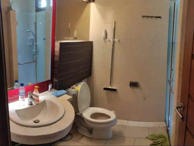 dijual rumah ciumbuleuit