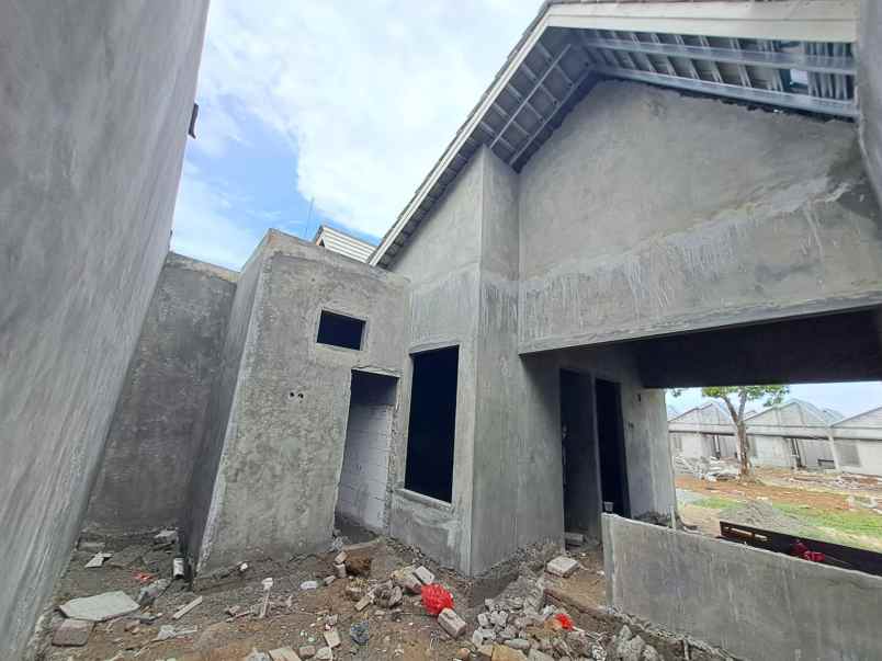 dijual rumah ckm