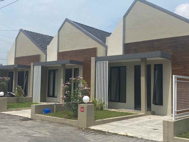 dijual rumah cluater di sragen