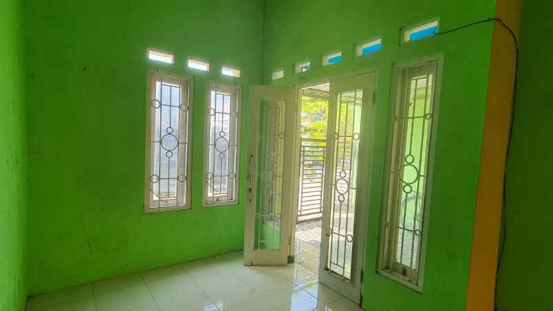 dijual rumah cluster cantik dekat pasar gumpang kts