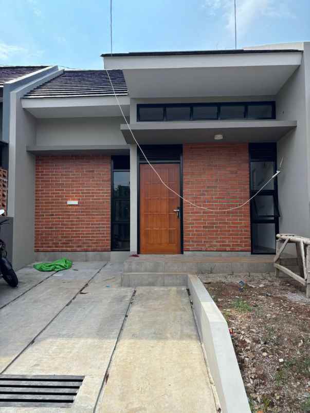 dijual rumah cluster eksklusif padasuka