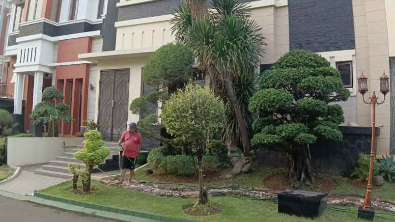 dijual rumah cluster gading park view