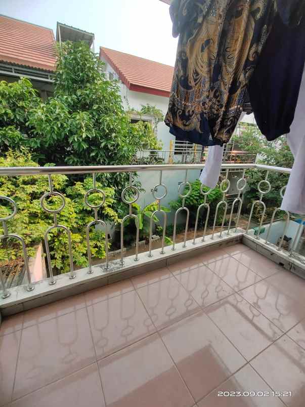 dijual rumah cluster lantana jgc