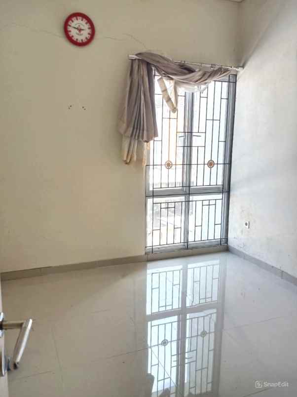 dijual rumah cluster victoria metland