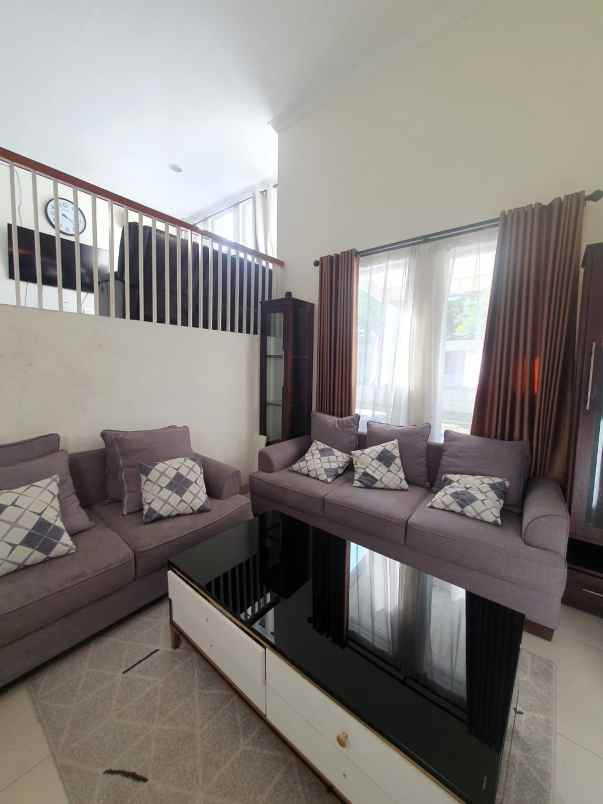 dijual rumah cluster waterspring grand