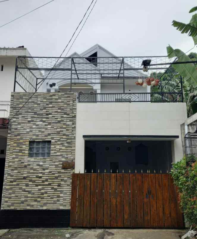 dijual rumah condet bale kambang