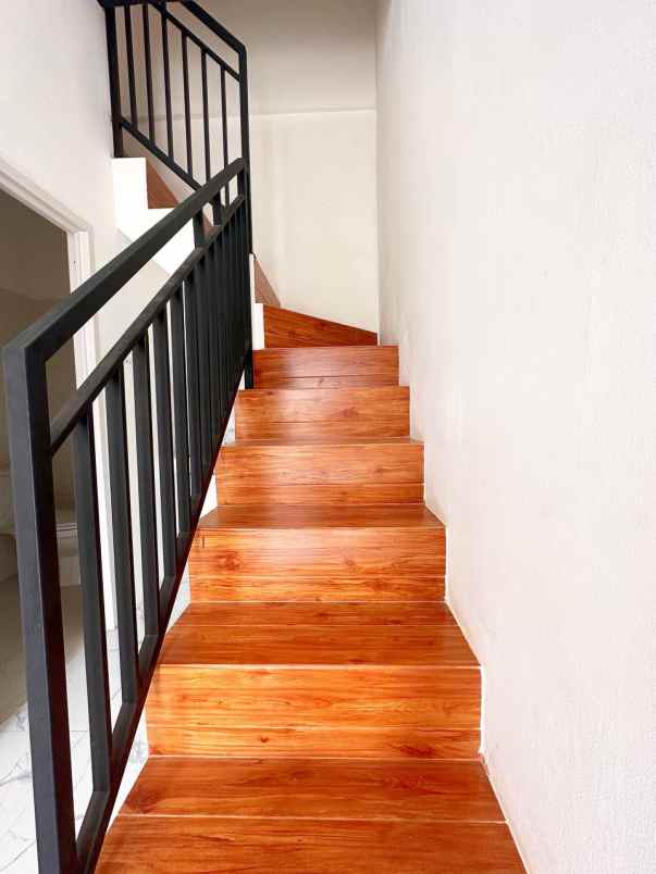 dijual rumah condet kramat jati