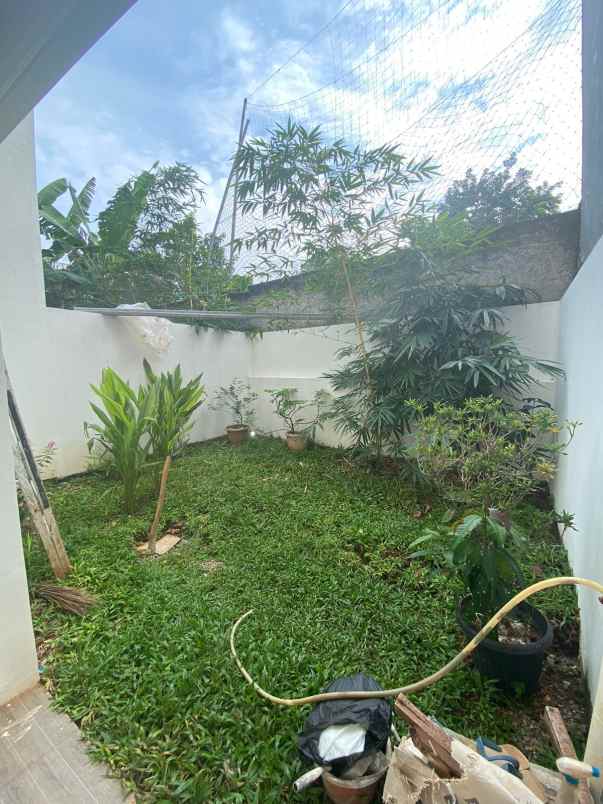 dijual rumah dalam cluster di cipayung jakarta timur