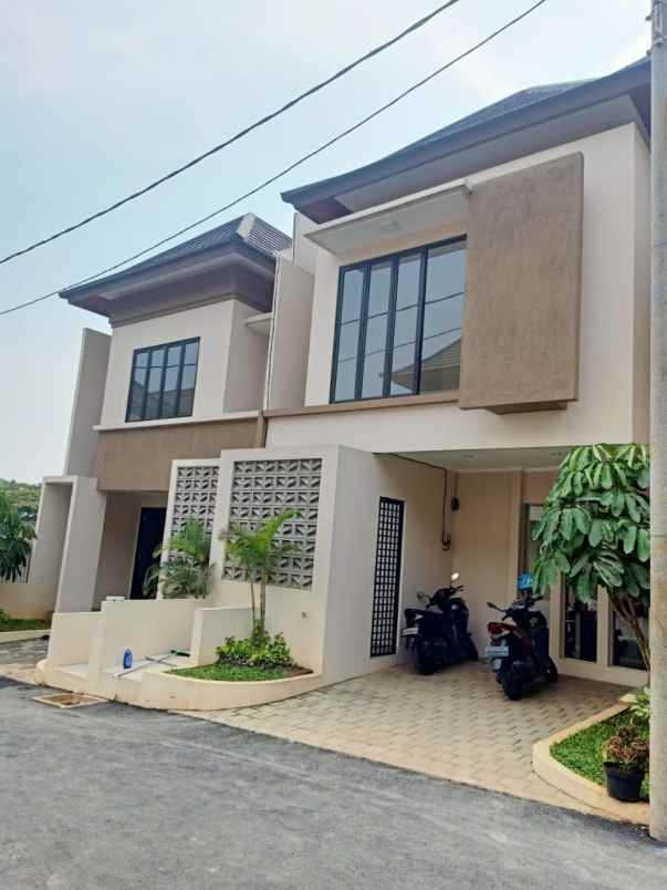 dijual rumah damai