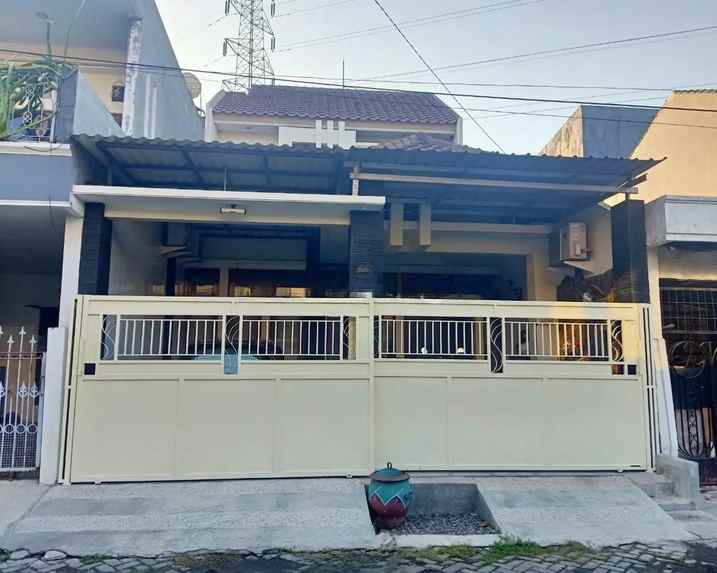 dijual rumah darmo indah