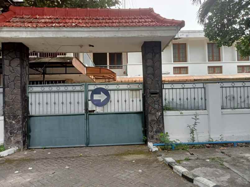 dijual rumah darmo kec wonokromo