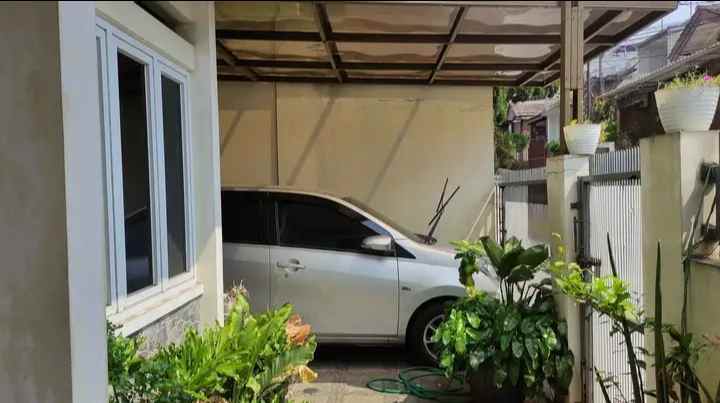 dijual rumah dekat juanda depok