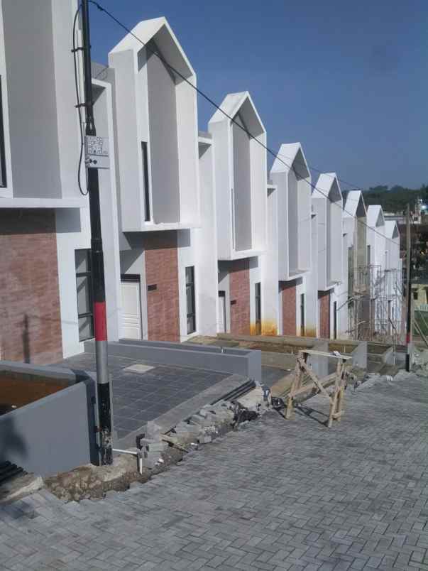 dijual rumah dekat pusat kota bandung