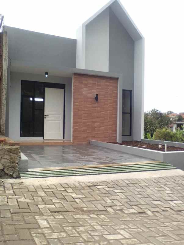 dijual rumah dekat pusat kota bandung