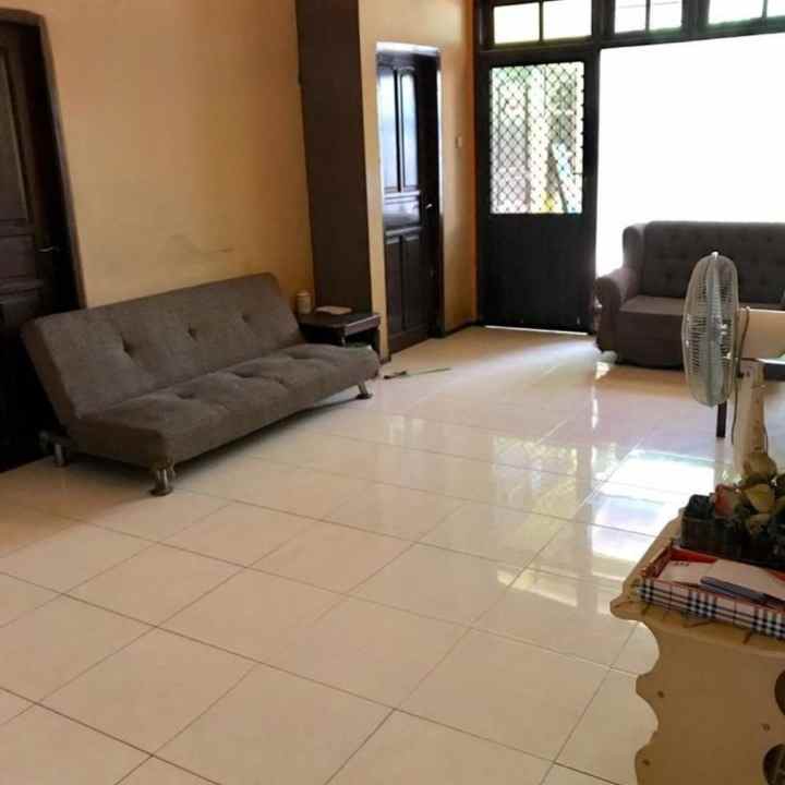 dijual rumah deltasari