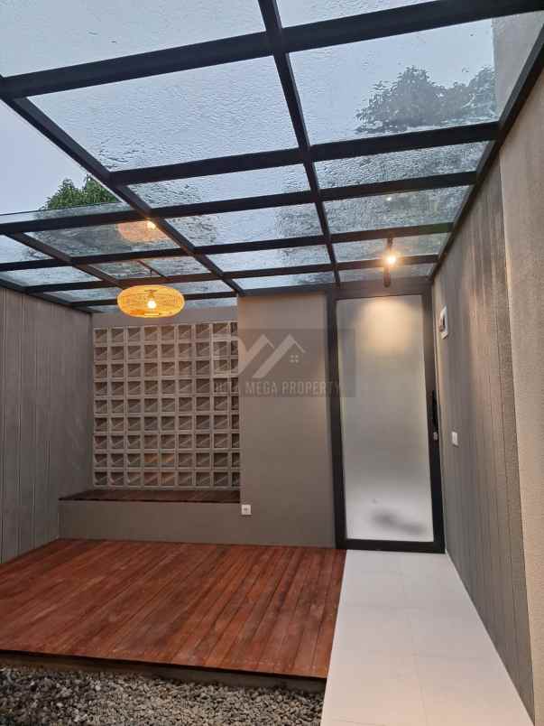 dijual rumah design villa di serpong garden