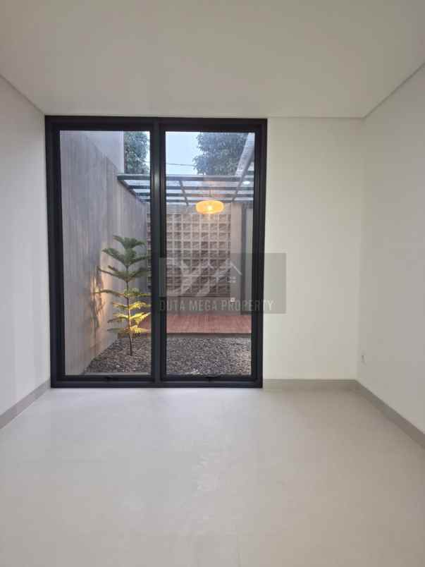 dijual rumah design villa di serpong garden