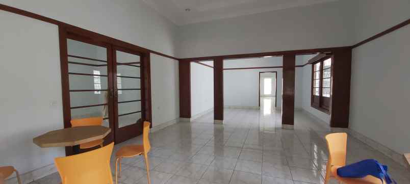 dijual rumah di area gasibu gedung sate bandung pusat