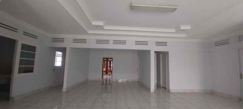 dijual rumah di area gasibu gedung sate bandung pusat