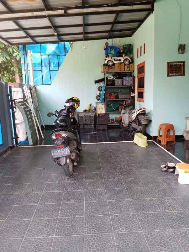 dijual rumah di hook