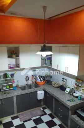 dijual rumah di kemirimuka beji depok jawa barat