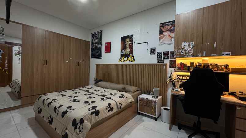 dijual rumah di komplek puri agung lestari beji depok